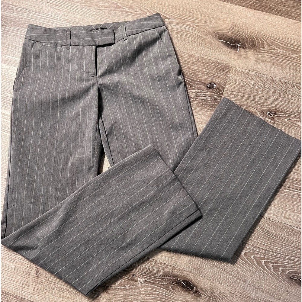 Daisy Fuentes Women's 10 Gray Favorite Fit Straight Leg Mid Rise Dress Pants